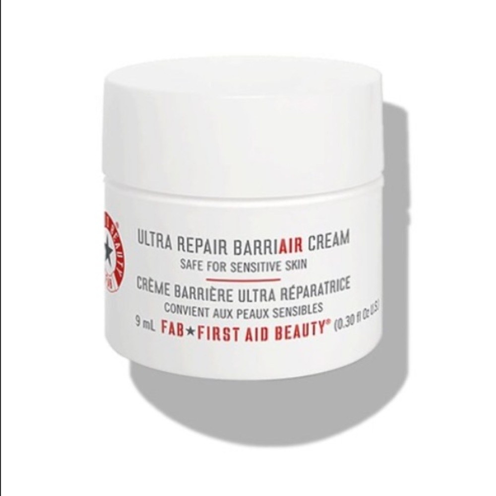 FIRST AID BEAUTY Ultra Repair BarriAIR Cream